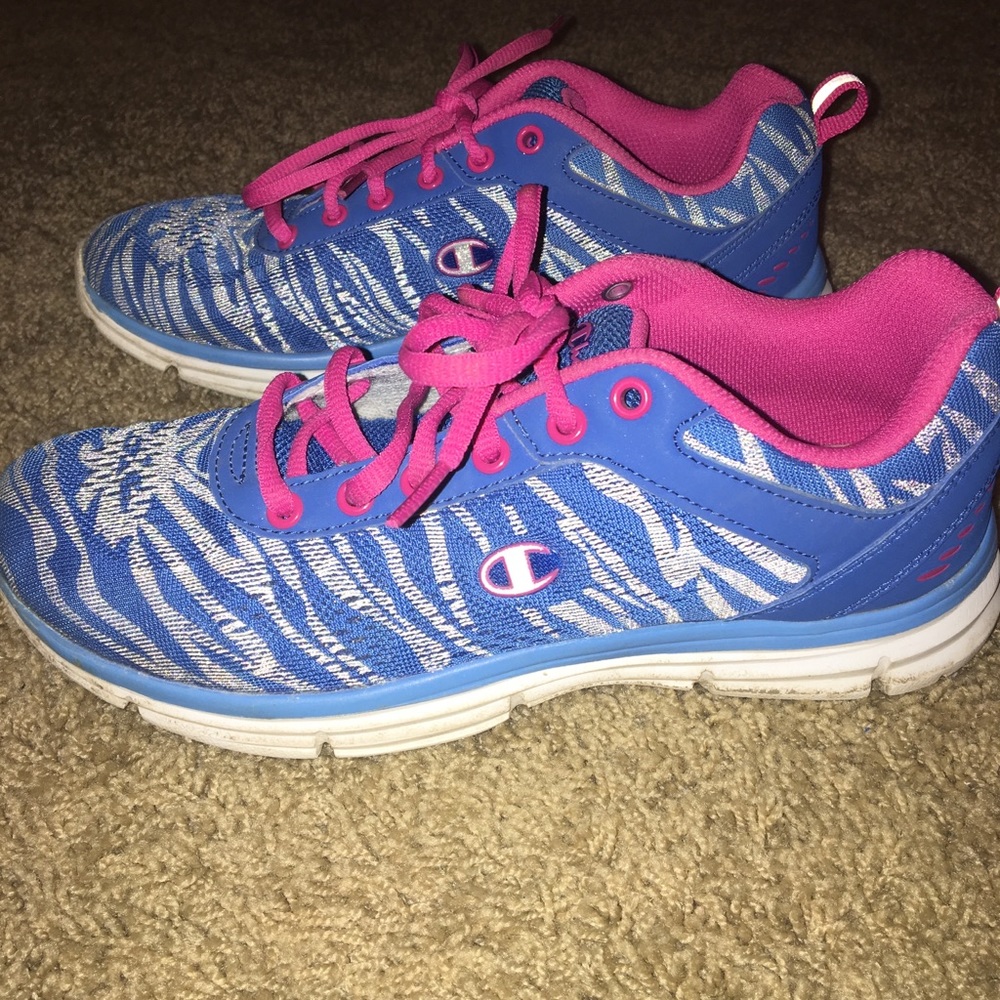 Champion tennis shoes